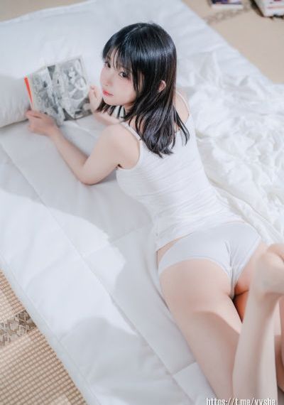 摸丰满大乳奶水在线播放_HD日韩电影在线