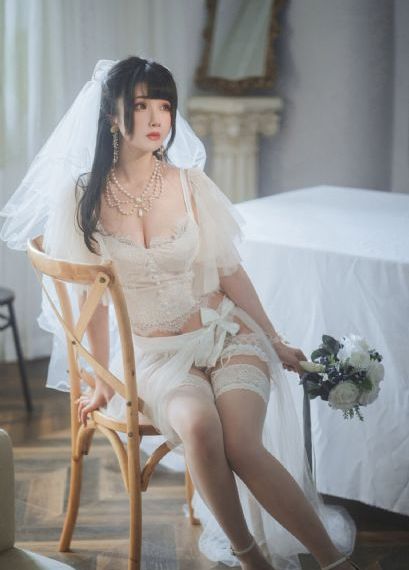原神胡桃开襟乳液狂飙_影视大全视频