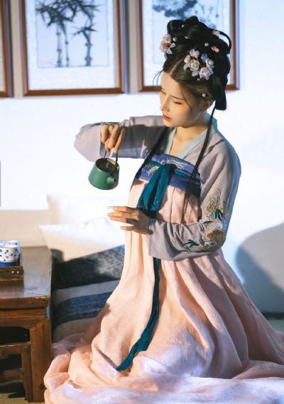 《商务旅行戴帽子》_1080P在线视频播放