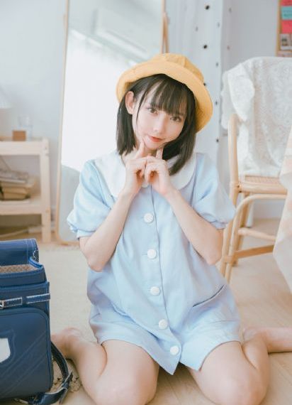 俄影《为何是你》免费观看_剧情片在线观看完整版